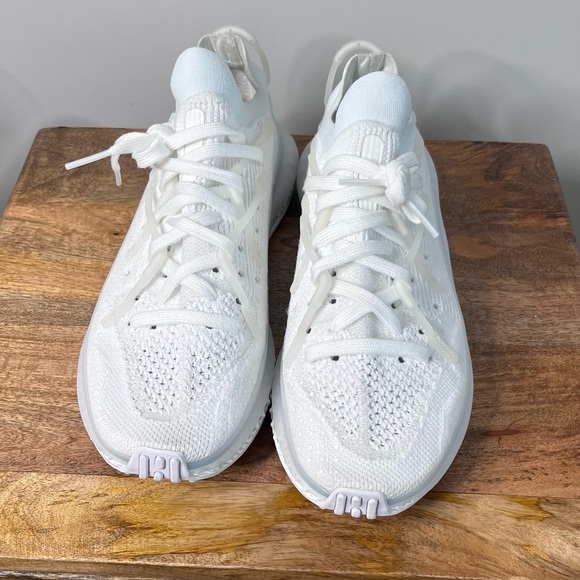 Adidas 4D fusio size 10 - Picture 5 of 7